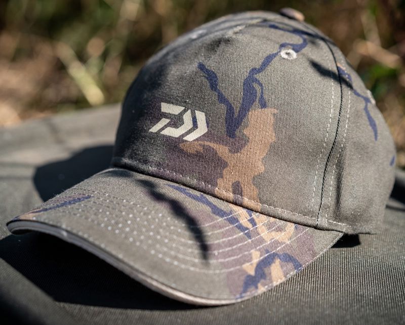 Daiwa Camo Peaked Hat