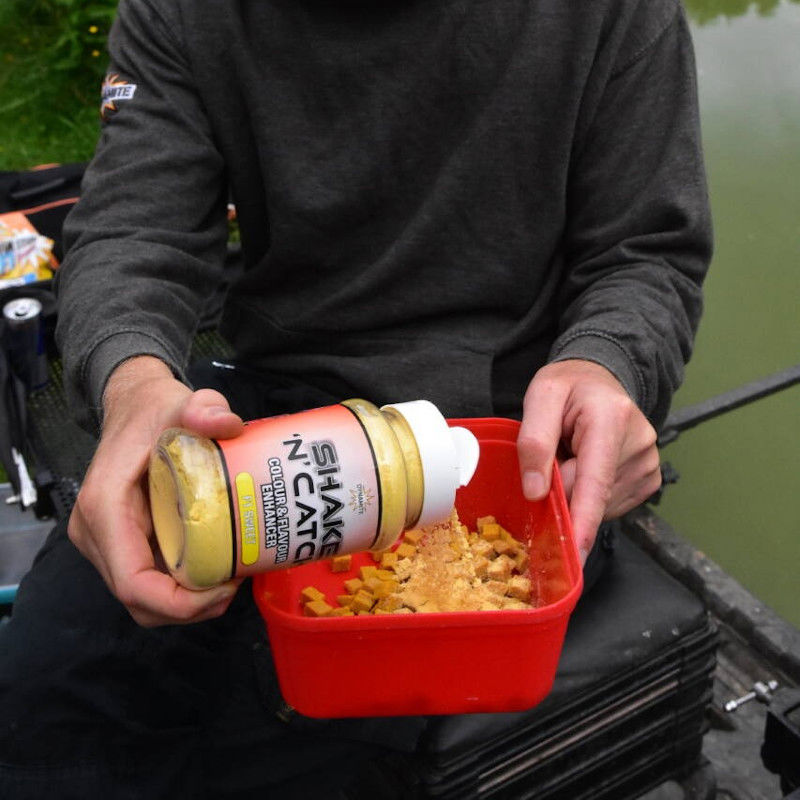 Dynamite Baits Shake 'N' Catch Colour & Flavour Enhancer