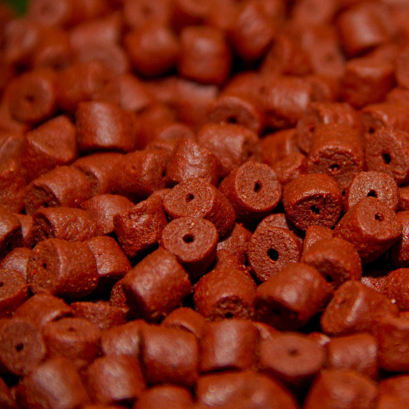 Dynamite Baits Robin Red Pellets Pre-Drilled 900g 