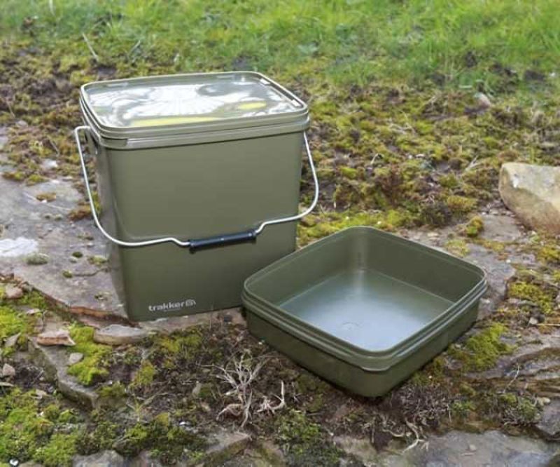 Trakker Olive Square Container 13lt plus Tray