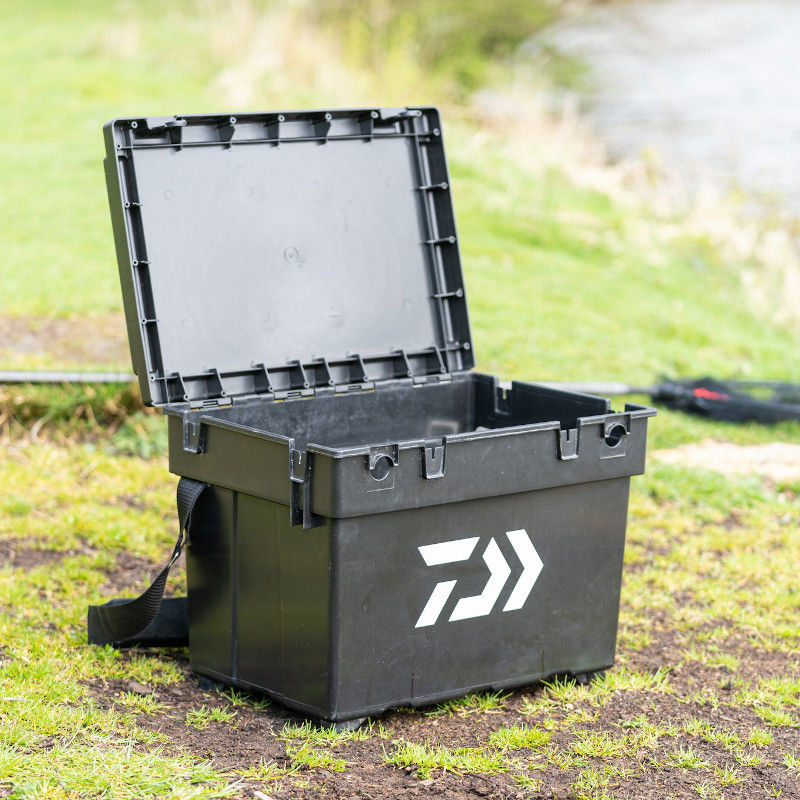 Daiwa Large D-VEC Seat Box & Cushion