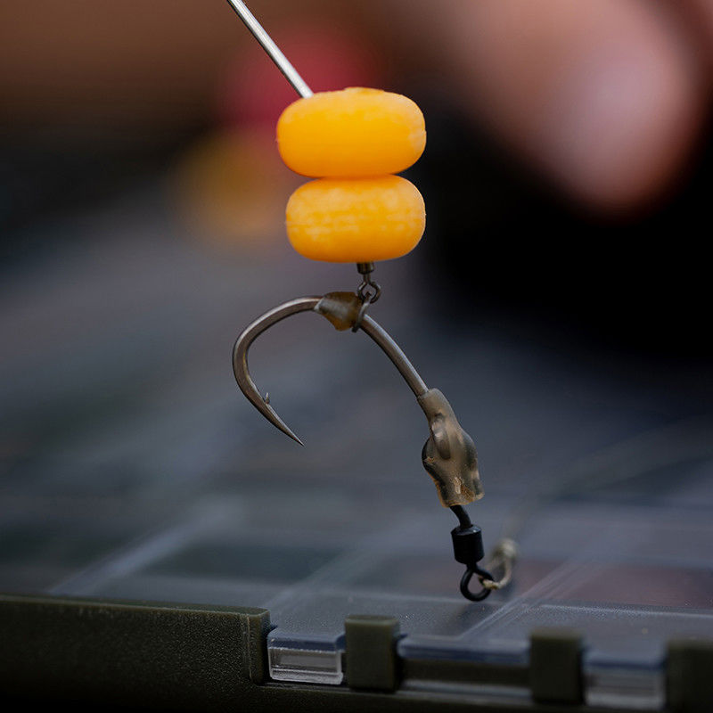 Fox Edges Armapoint Super Wide Gape Barbed Hooks